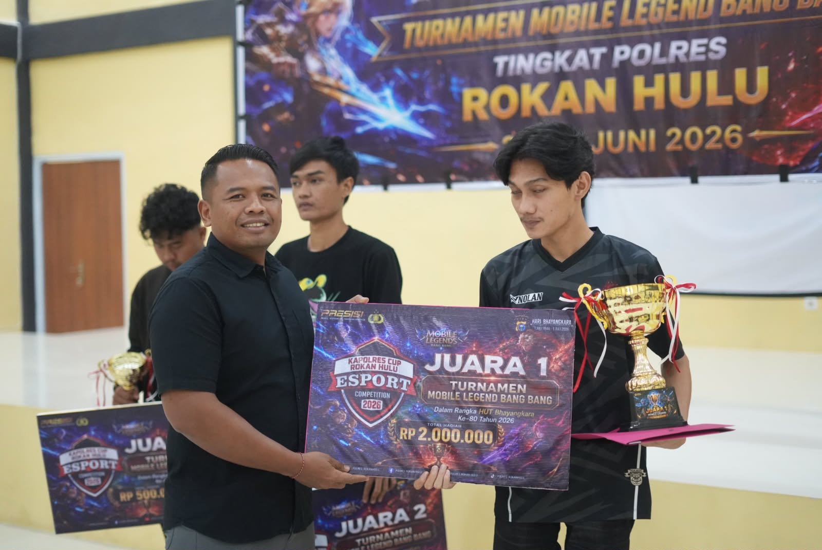 *Polres Rokan Hulu Gelar Turnamen Mobile Legends HUT Bhayangkara ke-80, Tiga Tim yang Juara Akan Berlaga di Kapolda Cup hingga Piala Kapolri*